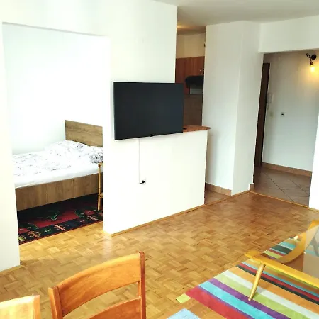 Apartment Amigo-free Public Parking *
